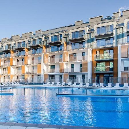 Apartamentyprzymorzu 010 Z Basenem Tarasem I Ogrodkiem Kolobrzeg Bagian luar foto